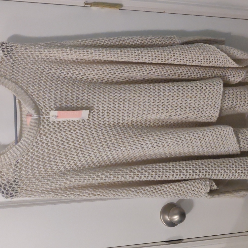 Poncho with sparkle thread